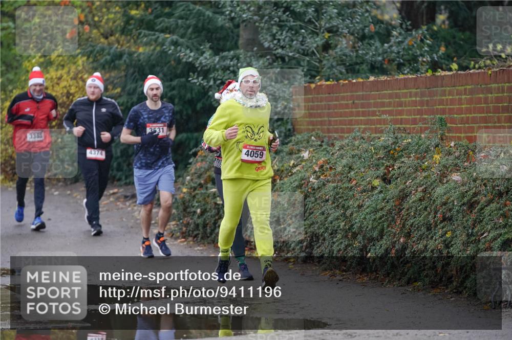 07.12.2025 - St. Pauli X-Mass-Run No. 15 Michael Burmester http://msf.ph/oto/9411196 07.12.2025 11:41:49 Laufen 3385, 4374, 3531, 4059 meine-sportfotos.de