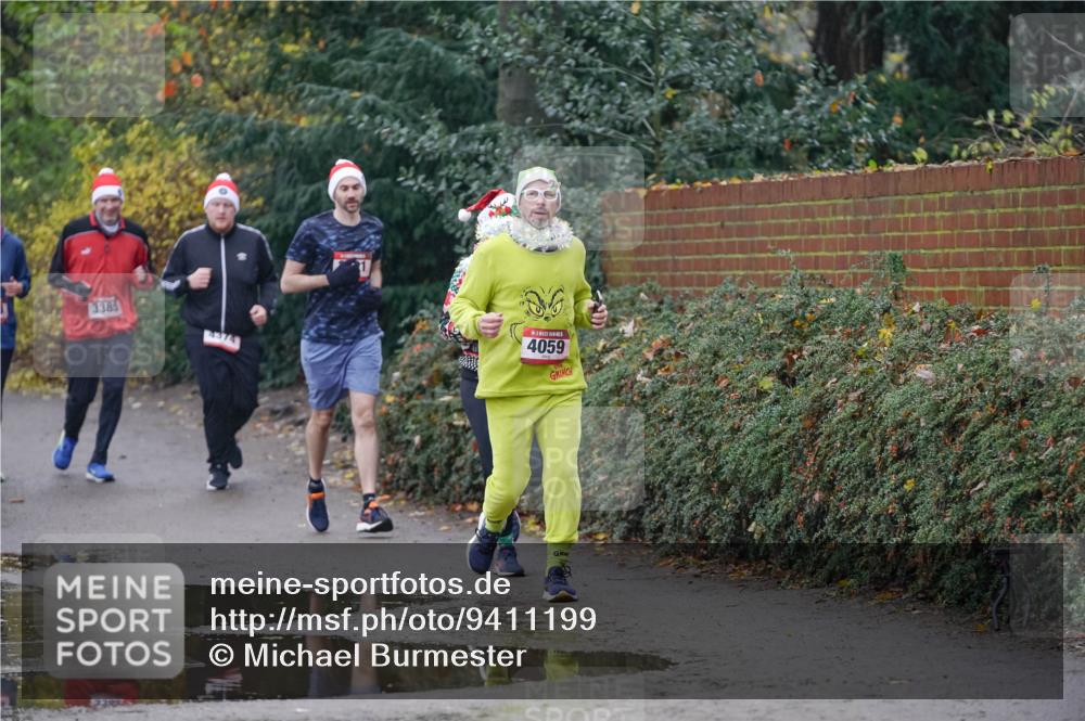 07.12.2025 - St. Pauli X-Mass-Run No. 15 Michael Burmester http://msf.ph/oto/9411199 07.12.2025 11:41:49 Laufen 3385, 238, 4059 meine-sportfotos.de