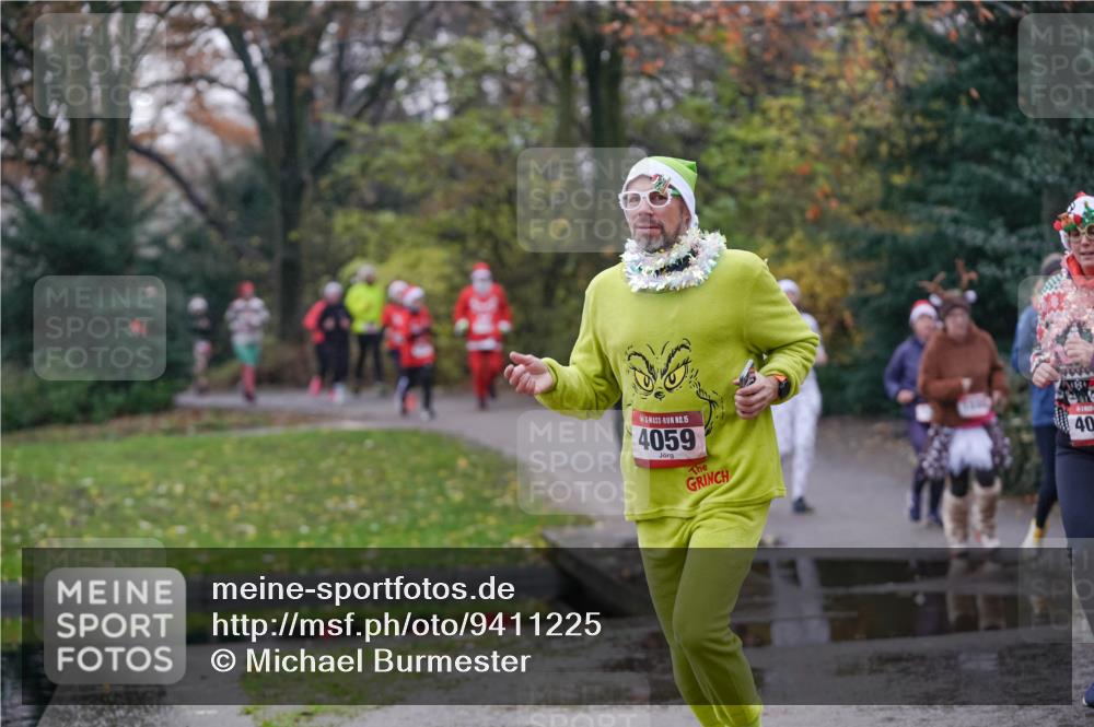 07.12.2025 - St. Pauli X-Mass-Run No. 15 Michael Burmester http://msf.ph/oto/9411225 07.12.2025 11:41:53 Laufen 15, 4059, 40 meine-sportfotos.de