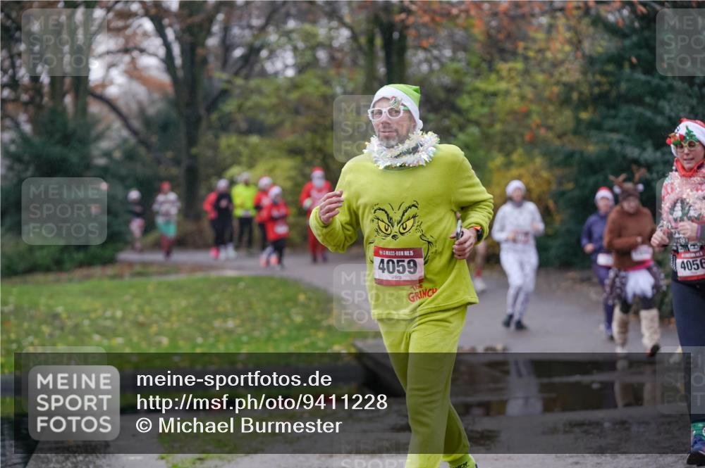 07.12.2025 - St. Pauli X-Mass-Run No. 15 Michael Burmester http://msf.ph/oto/9411228 07.12.2025 11:41:54 Laufen 15, 4059, 4056 meine-sportfotos.de