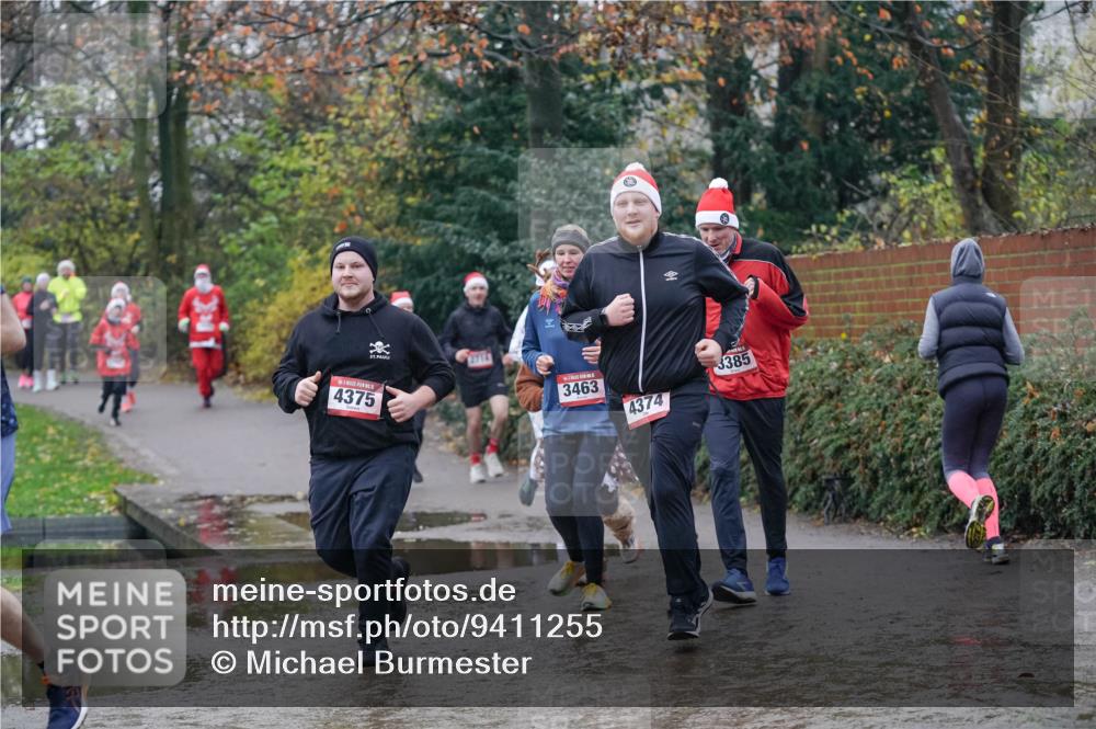 07.12.2025 - St. Pauli X-Mass-Run No. 15 Michael Burmester http://msf.ph/oto/9411255 07.12.2025 11:41:56 Laufen 4375, 2714, 3463, 3385, 4374 meine-sportfotos.de