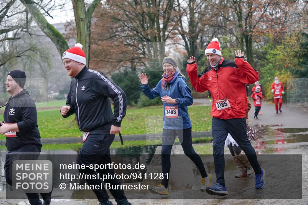 07.12.2025 - St. Pauli X-Mass-Run No. 15 Michael Burmester http://msf.ph/oto/9411281 07.12.2025 11:41:59 Laufen 3463, 3385 meine-sportfotos.de