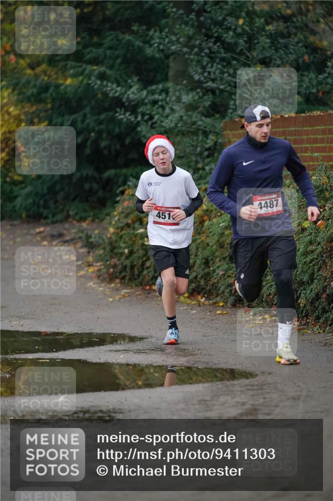 07.12.2025 - St. Pauli X-Mass-Run No. 15 Michael Burmester http://msf.ph/oto/9411303 07.12.2025 09:58:37 Laufen 451, 4487 meine-sportfotos.de