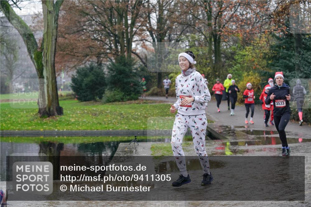 07.12.2025 - St. Pauli X-Mass-Run No. 15 Michael Burmester http://msf.ph/oto/9411305 07.12.2025 11:42:01 Laufen 3533 meine-sportfotos.de
