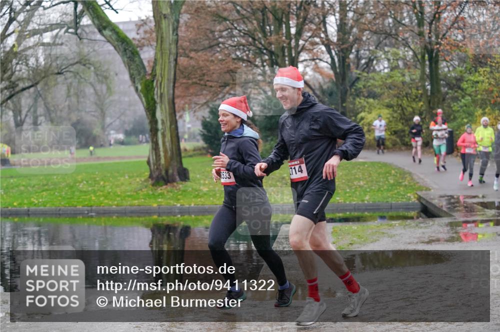 07.12.2025 - St. Pauli X-Mass-Run No. 15 Michael Burmester http://msf.ph/oto/9411322 07.12.2025 11:42:03 Laufen 3533, 714 meine-sportfotos.de