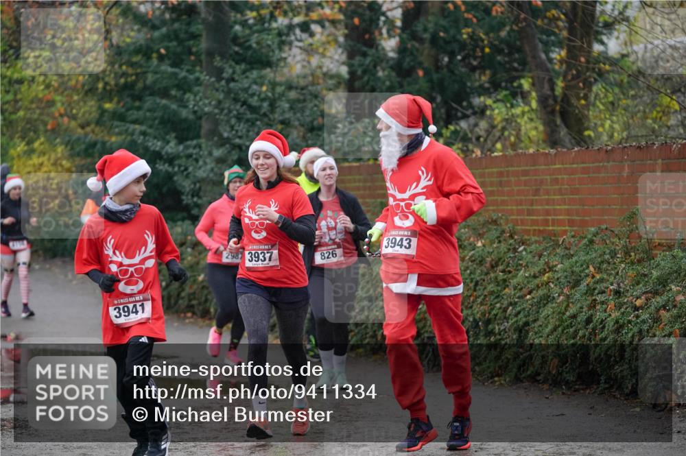 07.12.2025 - St. Pauli X-Mass-Run No. 15 Michael Burmester http://msf.ph/oto/9411334 07.12.2025 11:42:06 Laufen 15, 3941, 15, 2987, 3937, 826, 5, 3943 meine-sportfotos.de