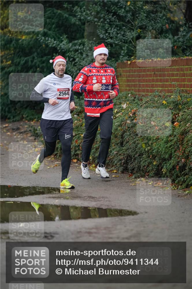 07.12.2025 - St. Pauli X-Mass-Run No. 15 Michael Burmester http://msf.ph/oto/9411344 07.12.2025 09:58:50 Laufen 2564 meine-sportfotos.de