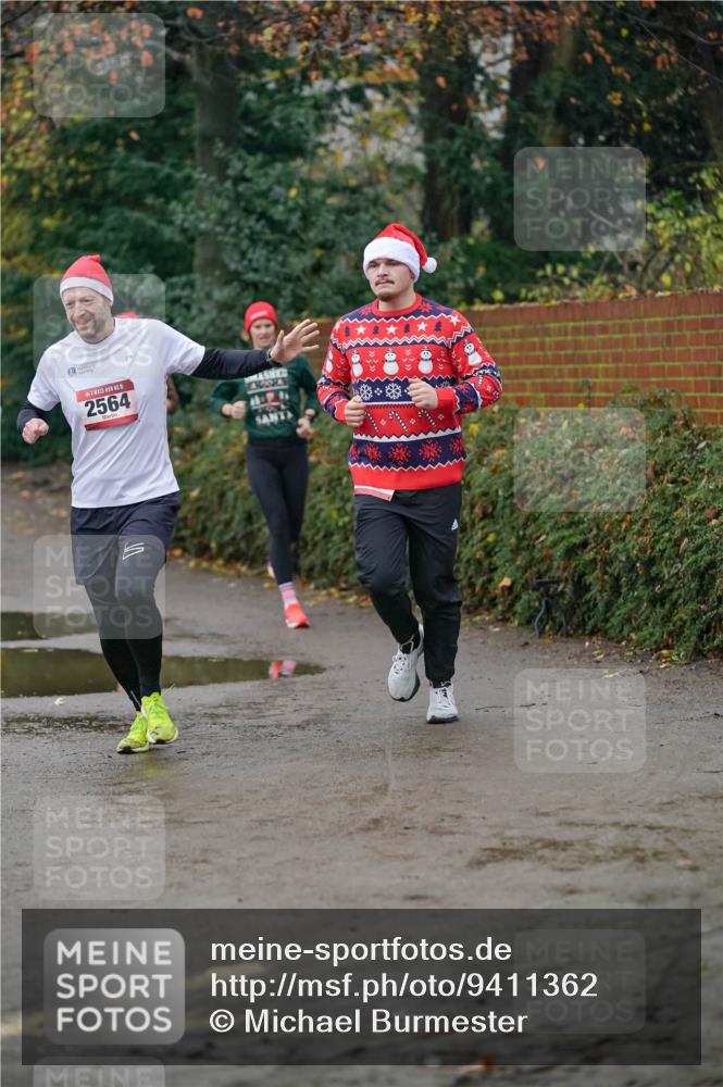 07.12.2025 - St. Pauli X-Mass-Run No. 15 Michael Burmester http://msf.ph/oto/9411362 07.12.2025 09:58:52 Laufen 2, 15, 2564 meine-sportfotos.de