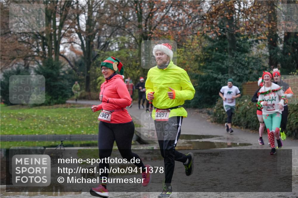 07.12.2025 - St. Pauli X-Mass-Run No. 15 Michael Burmester http://msf.ph/oto/9411378 07.12.2025 11:42:11 Laufen 2987, 2991, 3675 meine-sportfotos.de