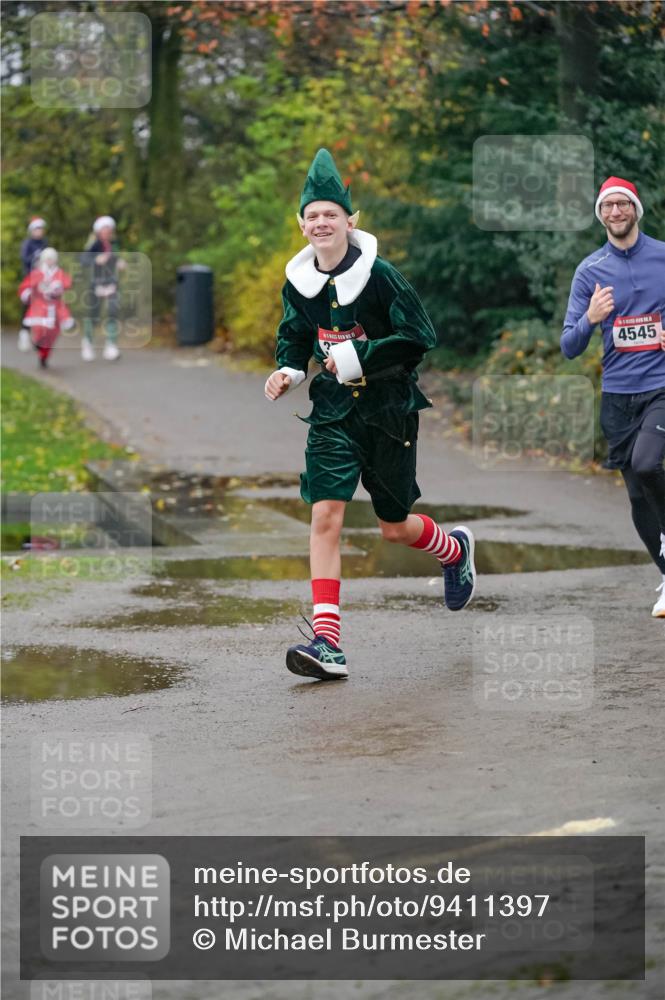 07.12.2025 - St. Pauli X-Mass-Run No. 15 Michael Burmester http://msf.ph/oto/9411397 07.12.2025 09:58:57 Laufen 4545 meine-sportfotos.de