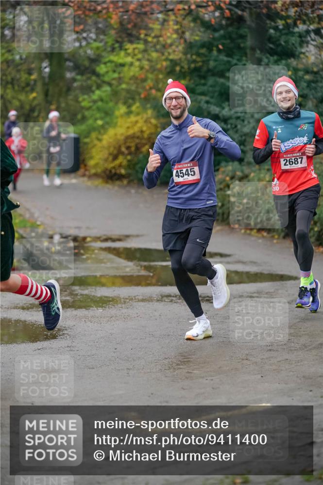 07.12.2025 - St. Pauli X-Mass-Run No. 15 Michael Burmester http://msf.ph/oto/9411400 07.12.2025 09:58:58 Laufen 15, 4545, 50, 2687 meine-sportfotos.de