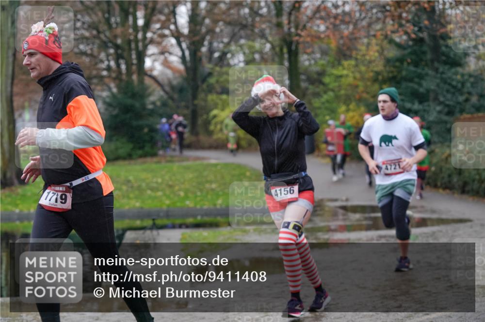 07.12.2025 - St. Pauli X-Mass-Run No. 15 Michael Burmester http://msf.ph/oto/9411408 07.12.2025 11:42:14 Laufen 1719, 4156, 4721 meine-sportfotos.de