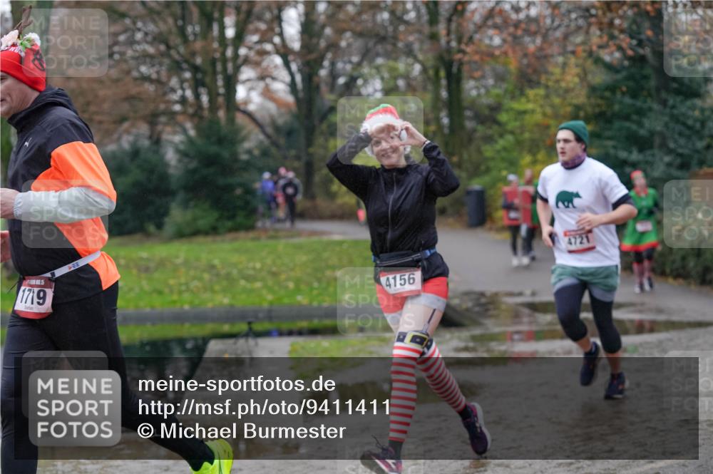 07.12.2025 - St. Pauli X-Mass-Run No. 15 Michael Burmester http://msf.ph/oto/9411411 07.12.2025 11:42:14 Laufen 1719, 4156 meine-sportfotos.de
