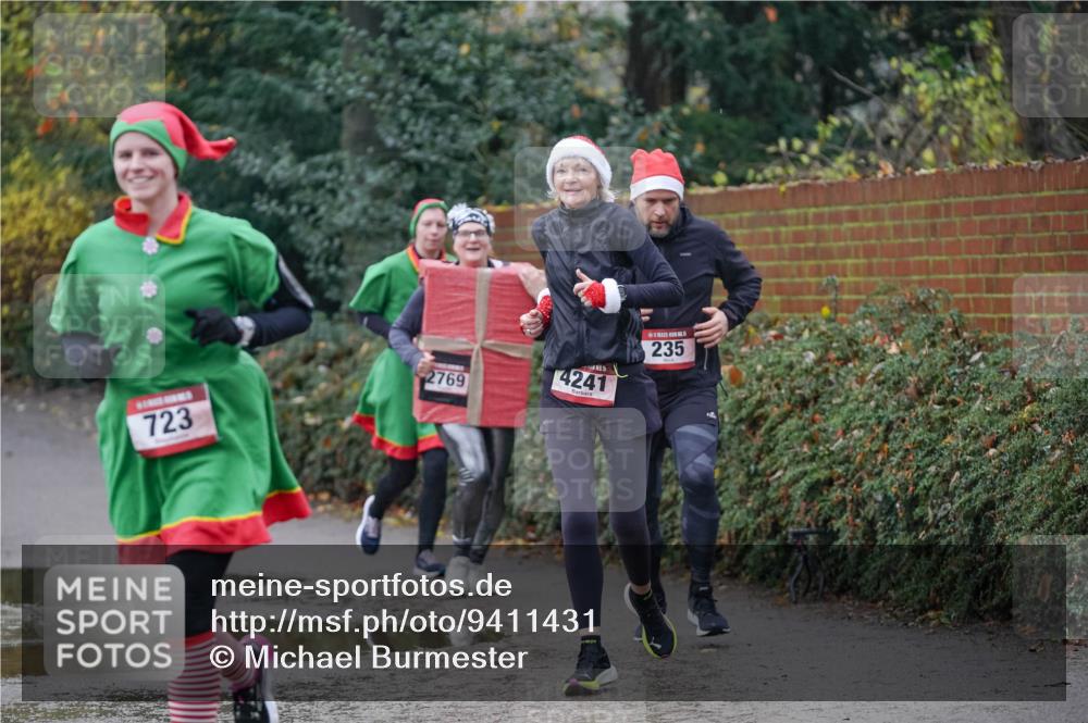 07.12.2025 - St. Pauli X-Mass-Run No. 15 Michael Burmester http://msf.ph/oto/9411431 07.12.2025 11:42:19 Laufen 2769, 723, 4241, 235 meine-sportfotos.de