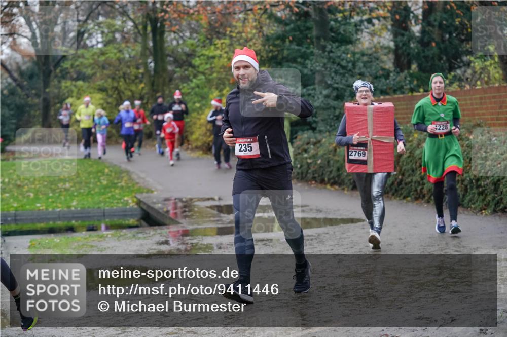 07.12.2025 - St. Pauli X-Mass-Run No. 15 Michael Burmester http://msf.ph/oto/9411446 07.12.2025 11:42:22 Laufen 15, 235, 2769, 228 meine-sportfotos.de