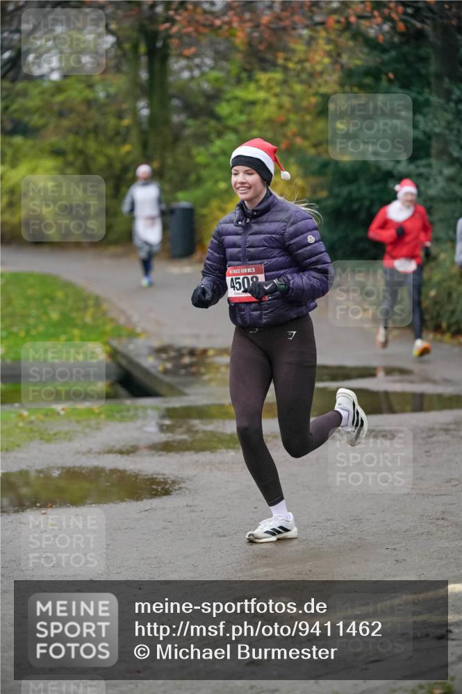 07.12.2025 - St. Pauli X-Mass-Run No. 15 Michael Burmester http://msf.ph/oto/9411462 07.12.2025 09:59:07 Laufen 15, 4509, 7 meine-sportfotos.de
