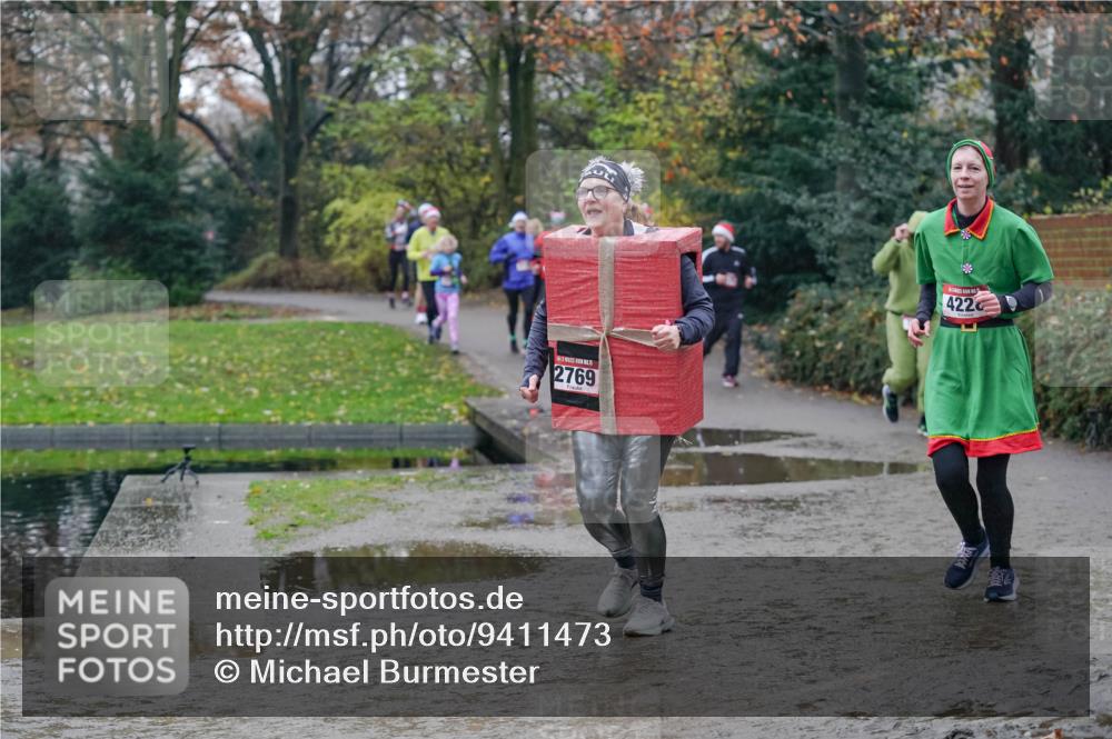 07.12.2025 - St. Pauli X-Mass-Run No. 15 Michael Burmester http://msf.ph/oto/9411473 07.12.2025 11:42:24 Laufen 2769, 422 meine-sportfotos.de