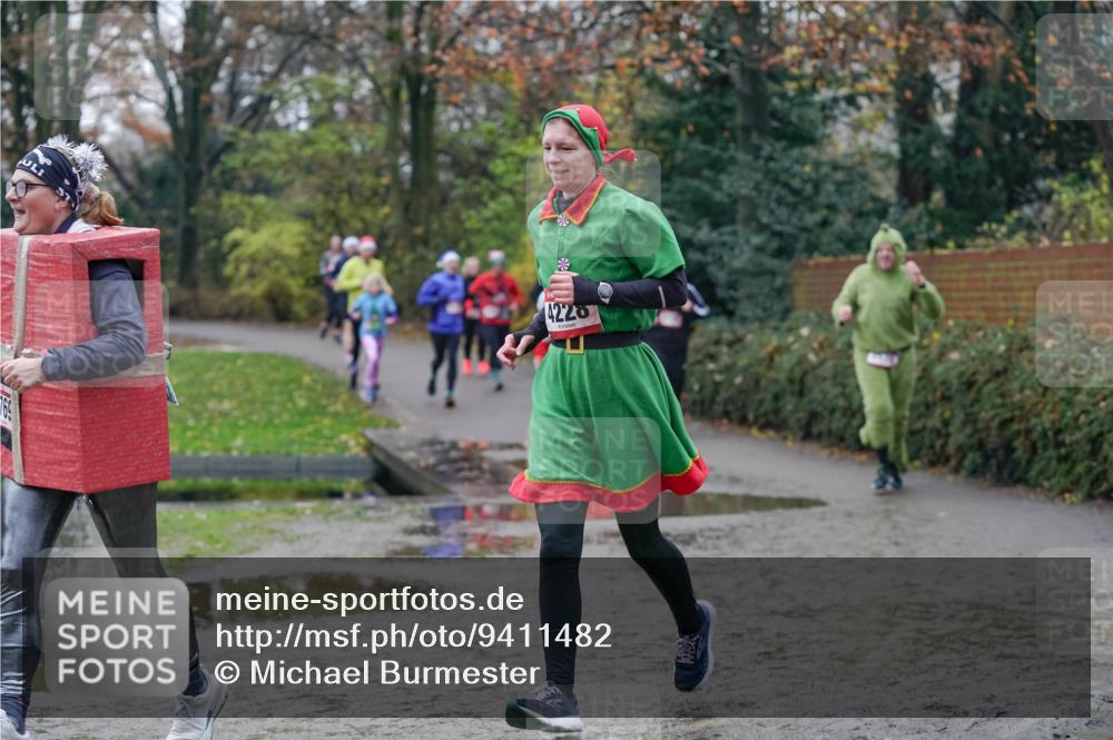 07.12.2025 - St. Pauli X-Mass-Run No. 15 Michael Burmester http://msf.ph/oto/9411482 07.12.2025 11:42:24 Laufen 4228 meine-sportfotos.de