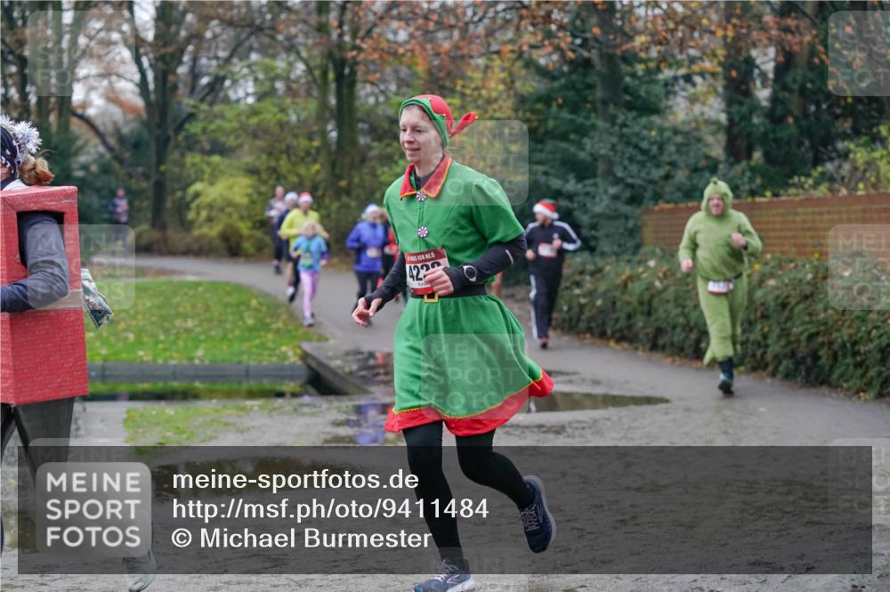 07.12.2025 - St. Pauli X-Mass-Run No. 15 Michael Burmester http://msf.ph/oto/9411484 07.12.2025 11:42:24 Laufen 15, 422 meine-sportfotos.de