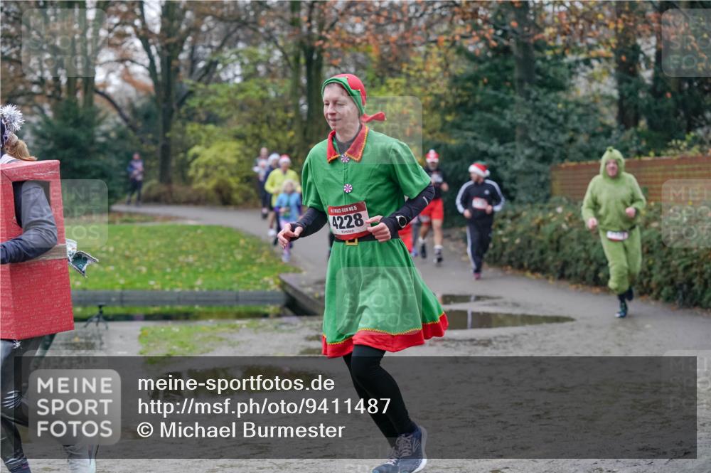 07.12.2025 - St. Pauli X-Mass-Run No. 15 Michael Burmester http://msf.ph/oto/9411487 07.12.2025 11:42:25 Laufen 15, 4228 meine-sportfotos.de