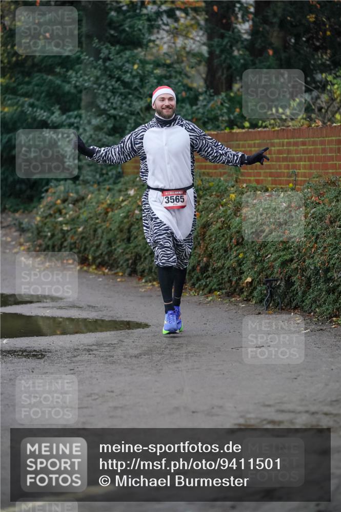 07.12.2025 - St. Pauli X-Mass-Run No. 15 Michael Burmester http://msf.ph/oto/9411501 07.12.2025 09:59:13 Laufen 5, 3565 meine-sportfotos.de
