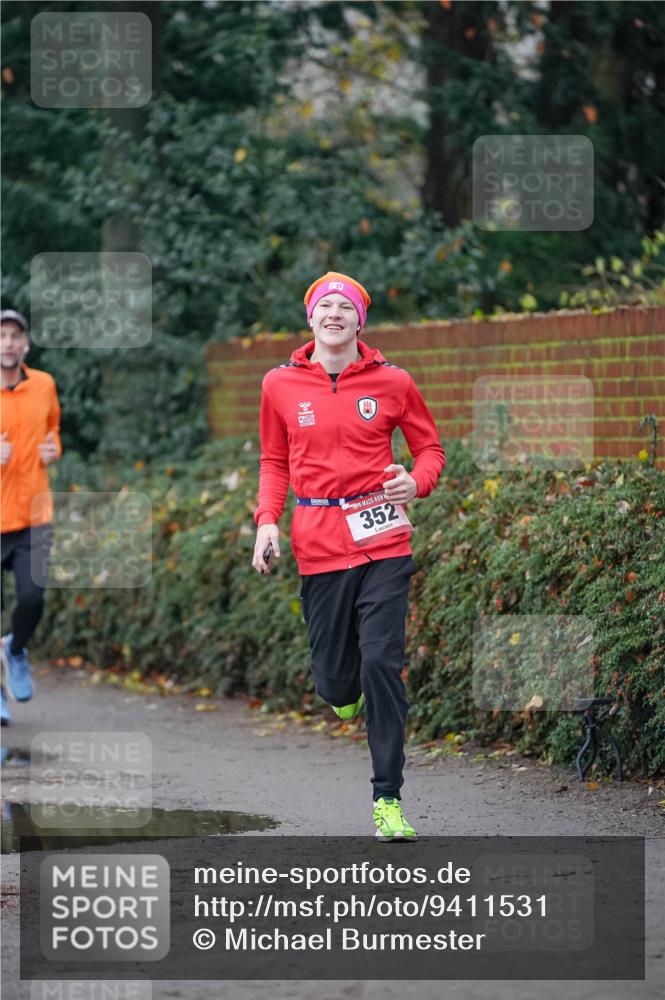 07.12.2025 - St. Pauli X-Mass-Run No. 15 Michael Burmester http://msf.ph/oto/9411531 07.12.2025 09:59:25 Laufen 352 meine-sportfotos.de