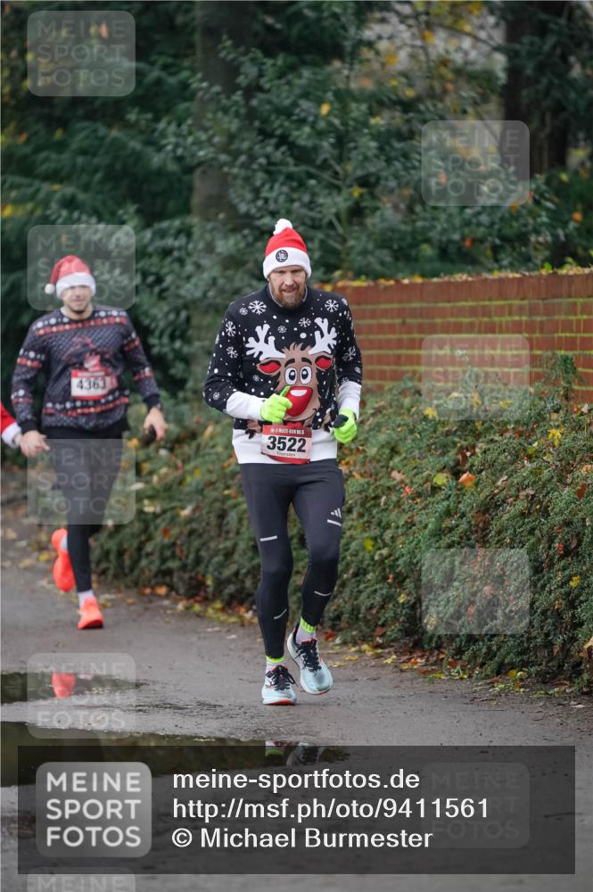 07.12.2025 - St. Pauli X-Mass-Run No. 15 Michael Burmester http://msf.ph/oto/9411561 07.12.2025 09:59:42 Laufen 4363, 3522 meine-sportfotos.de