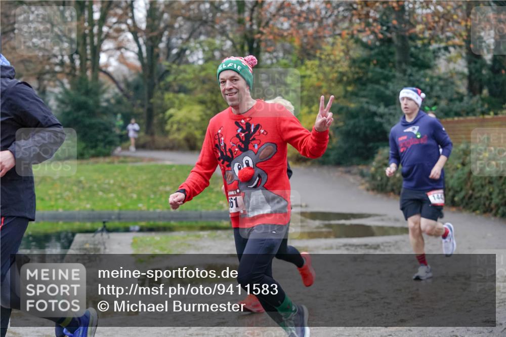 07.12.2025 - St. Pauli X-Mass-Run No. 15 Michael Burmester http://msf.ph/oto/9411583 07.12.2025 11:42:34 Laufen 61 meine-sportfotos.de