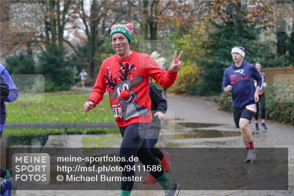 07.12.2025 - St. Pauli X-Mass-Run No. 15 Michael Burmester http://msf.ph/oto/9411586 07.12.2025 11:42:34 Laufen 61 meine-sportfotos.de