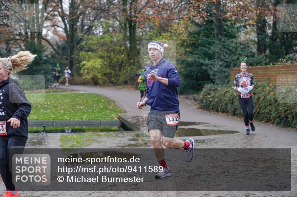 07.12.2025 - St. Pauli X-Mass-Run No. 15 Michael Burmester http://msf.ph/oto/9411589 07.12.2025 11:42:34 Laufen 3, 1443, 2936 meine-sportfotos.de