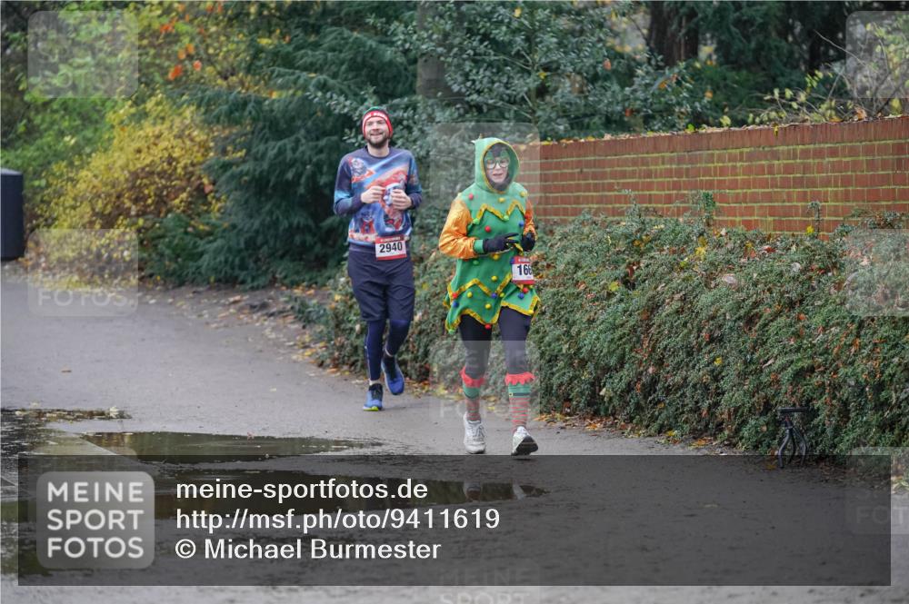 07.12.2025 - St. Pauli X-Mass-Run No. 15 Michael Burmester http://msf.ph/oto/9411619 07.12.2025 11:42:38 Laufen 2940, 166 meine-sportfotos.de