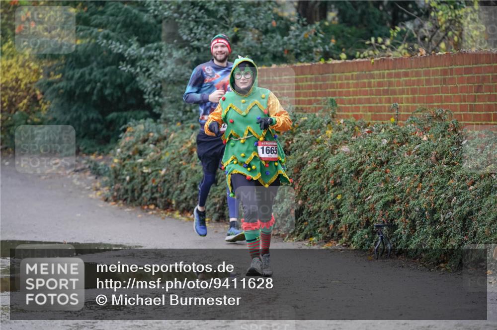 07.12.2025 - St. Pauli X-Mass-Run No. 15 Michael Burmester http://msf.ph/oto/9411628 07.12.2025 11:42:39 Laufen 1665 meine-sportfotos.de