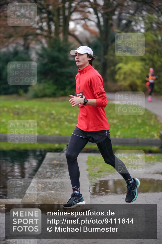 07.12.2025 - St. Pauli X-Mass-Run No. 15 Michael Burmester http://msf.ph/oto/9411644 07.12.2025 09:59:56 Laufen  meine-sportfotos.de