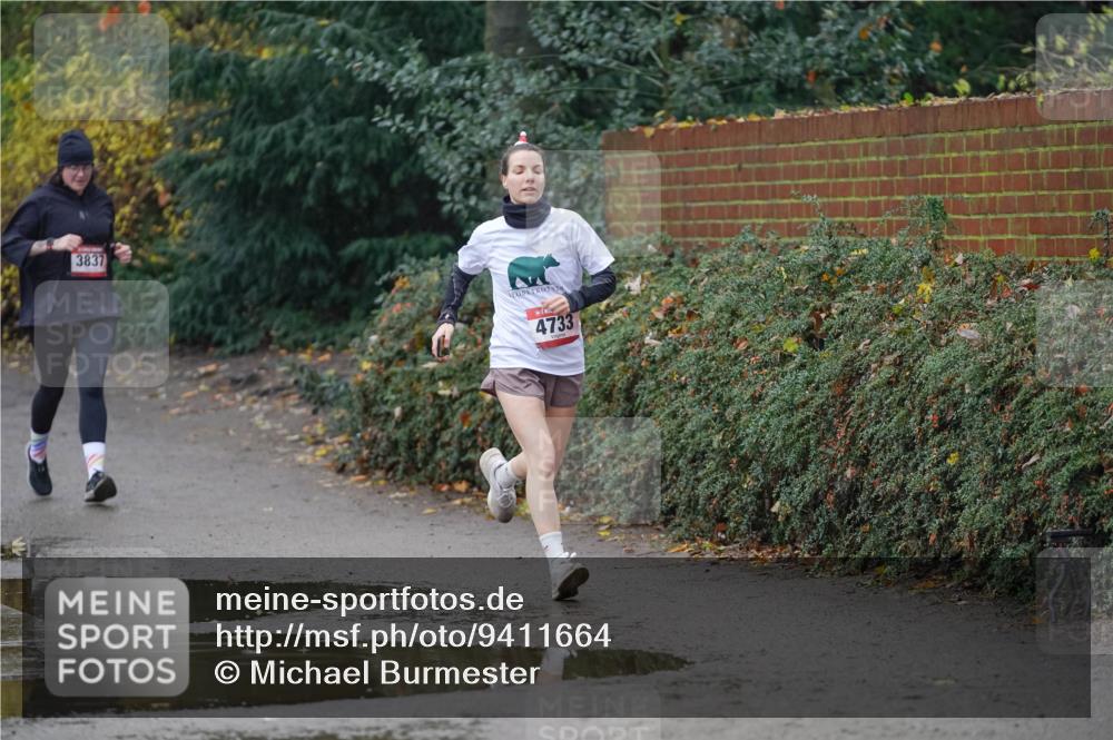 07.12.2025 - St. Pauli X-Mass-Run No. 15 Michael Burmester http://msf.ph/oto/9411664 07.12.2025 11:42:44 Laufen 3837, 4733 meine-sportfotos.de