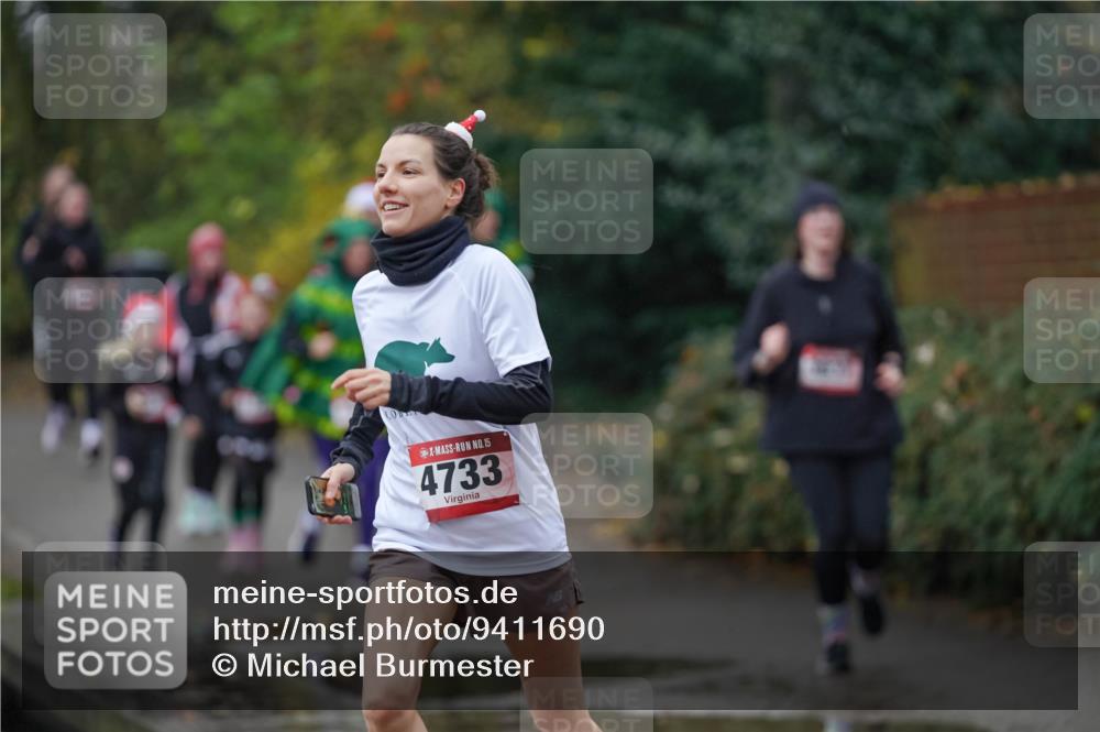07.12.2025 - St. Pauli X-Mass-Run No. 15 Michael Burmester http://msf.ph/oto/9411690 07.12.2025 11:42:47 Laufen 00, 15, 4733 meine-sportfotos.de