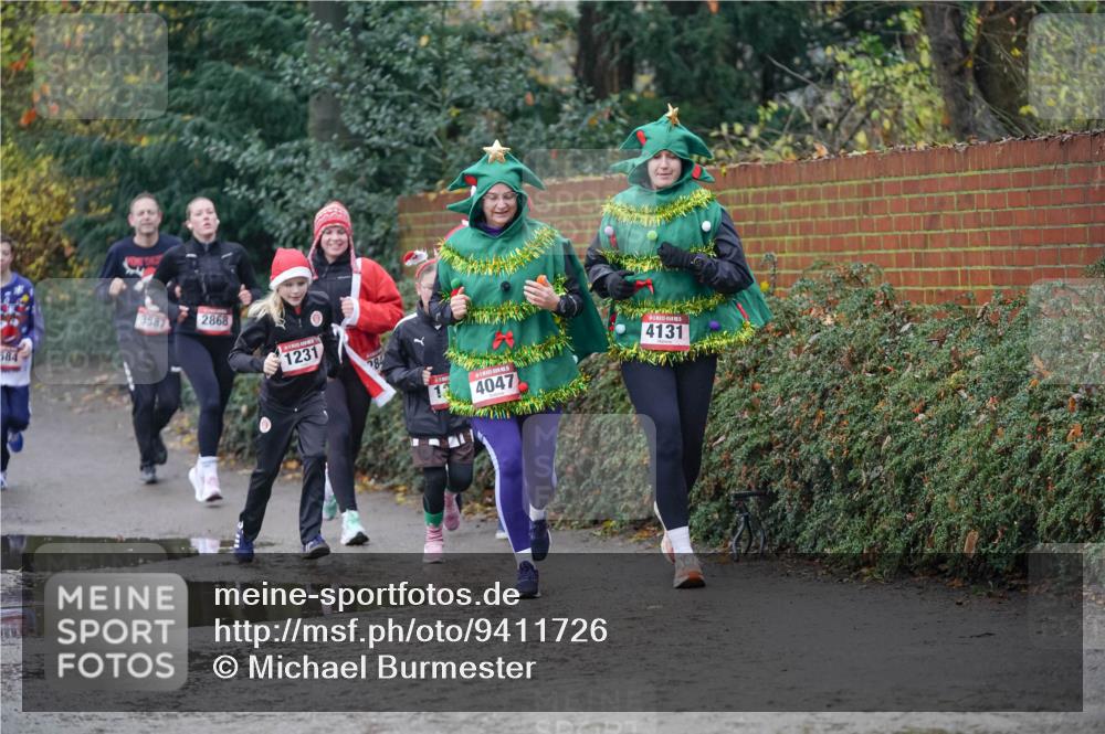 07.12.2025 - St. Pauli X-Mass-Run No. 15 Michael Burmester http://msf.ph/oto/9411726 07.12.2025 11:42:51 Laufen 584, 3587, 2868, 1231, 284, 4131, 12, 4047 meine-sportfotos.de