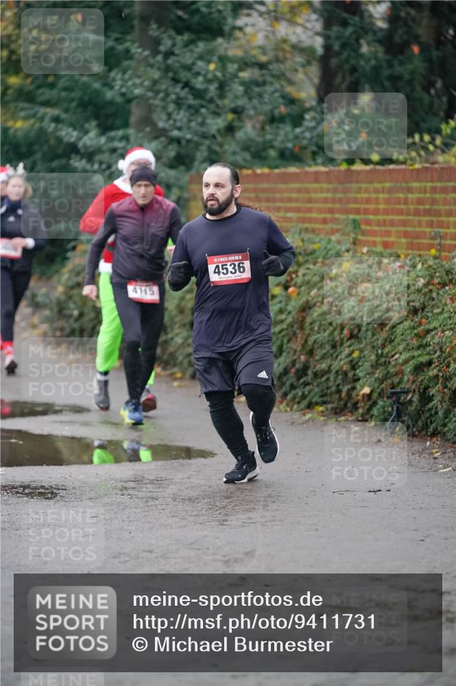 07.12.2025 - St. Pauli X-Mass-Run No. 15 Michael Burmester http://msf.ph/oto/9411731 07.12.2025 10:00:11 Laufen 4115, 15, 4536 meine-sportfotos.de