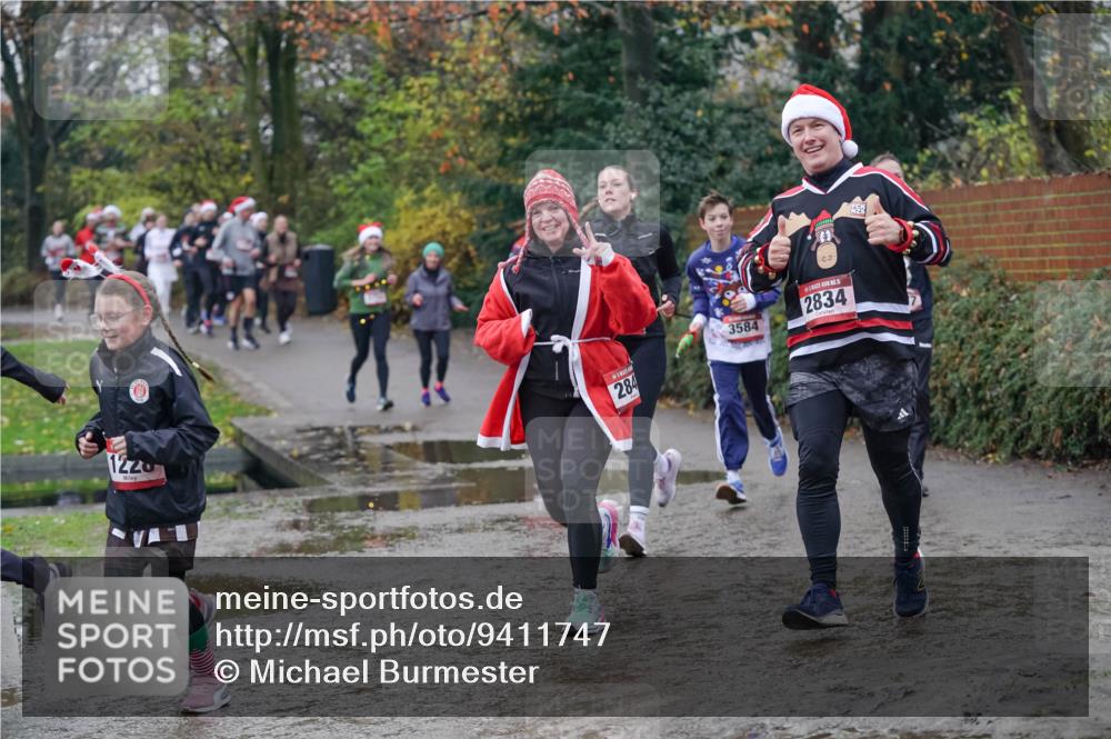 07.12.2025 - St. Pauli X-Mass-Run No. 15 Michael Burmester http://msf.ph/oto/9411747 07.12.2025 11:42:55 Laufen 1228, 284, 3584, 15, 2834 meine-sportfotos.de