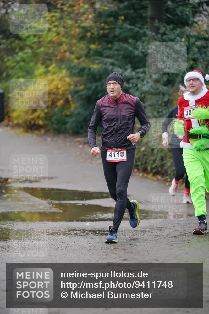 07.12.2025 - St. Pauli X-Mass-Run No. 15 Michael Burmester http://msf.ph/oto/9411748 07.12.2025 10:00:13 Laufen 15, 4115, 386 meine-sportfotos.de