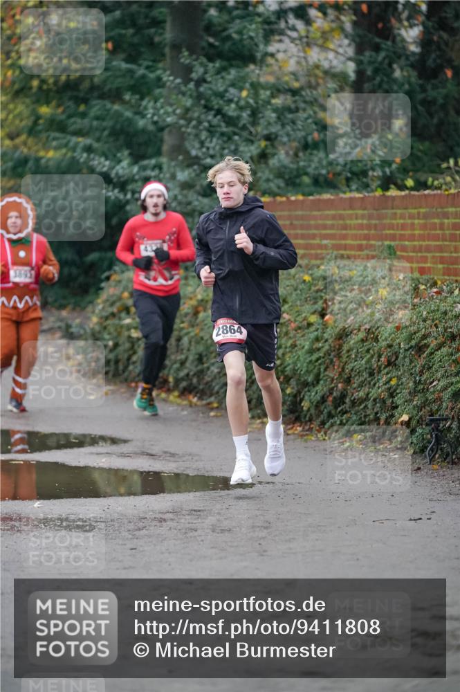 07.12.2025 - St. Pauli X-Mass-Run No. 15 Michael Burmester http://msf.ph/oto/9411808 07.12.2025 10:00:21 Laufen 3895, 2864 meine-sportfotos.de