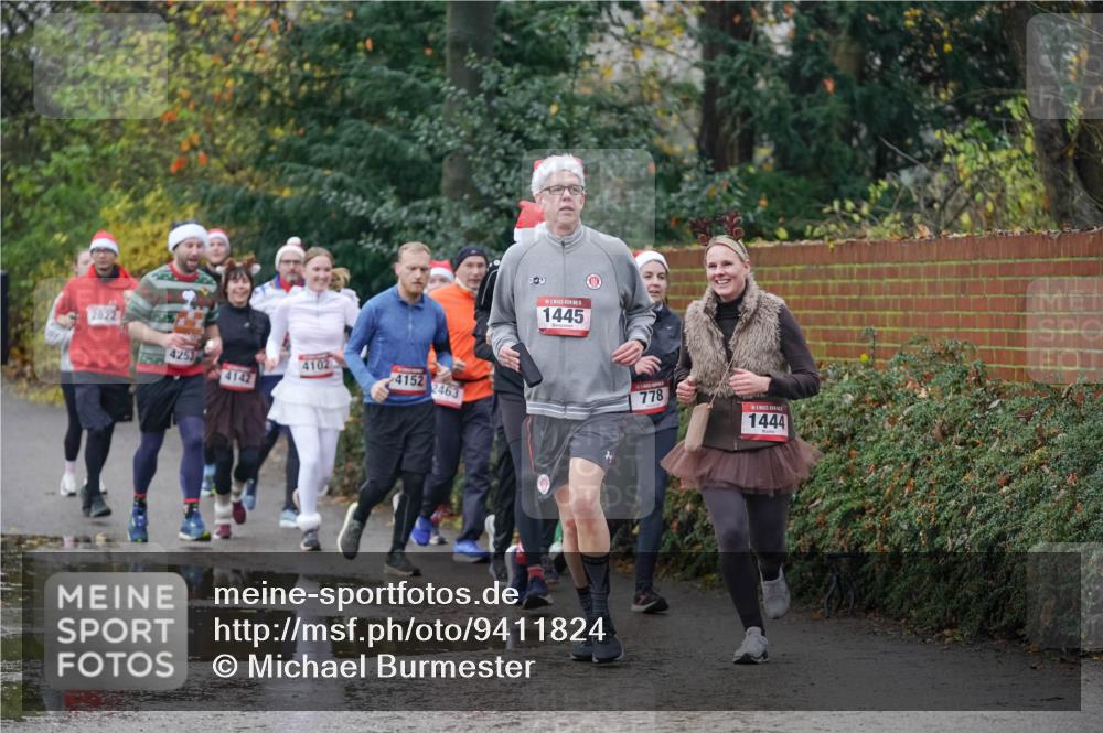 07.12.2025 - St. Pauli X-Mass-Run No. 15 Michael Burmester http://msf.ph/oto/9411824 07.12.2025 11:43:04 Laufen 2822, 4253, 4102, 4142, 4152, 2463, 1445, 778, 1444 meine-sportfotos.de