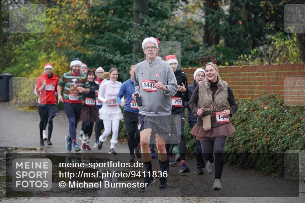 07.12.2025 - St. Pauli X-Mass-Run No. 15 Michael Burmester http://msf.ph/oto/9411836 07.12.2025 11:43:04 Laufen 2821, 4253, 4142, 4102, 419, 1445, 795, 14 meine-sportfotos.de