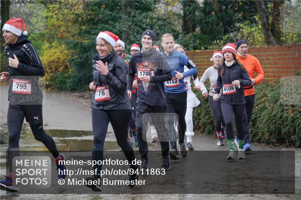 07.12.2025 - St. Pauli X-Mass-Run No. 15 Michael Burmester http://msf.ph/oto/9411863 07.12.2025 11:43:07 Laufen 795, 778, 1786, 31, 07, 03, 08, 4152, 4109 meine-sportfotos.de