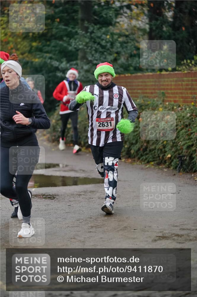 07.12.2025 - St. Pauli X-Mass-Run No. 15 Michael Burmester http://msf.ph/oto/9411870 07.12.2025 10:00:29 Laufen 5, 2631 meine-sportfotos.de