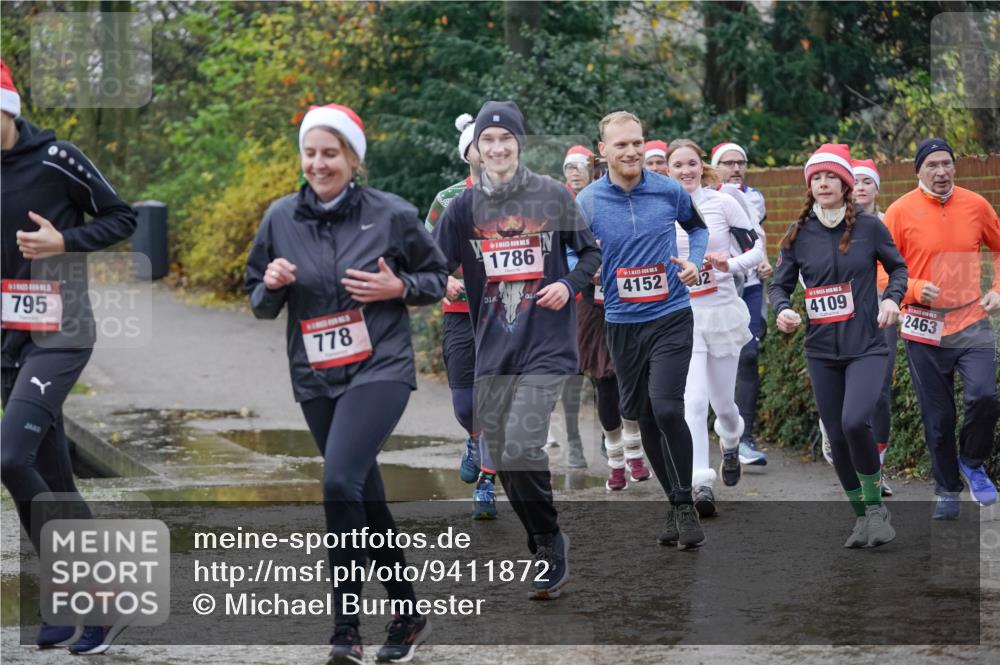 07.12.2025 - St. Pauli X-Mass-Run No. 15 Michael Burmester http://msf.ph/oto/9411872 07.12.2025 11:43:07 Laufen 795, 1786, 778, 31, 03, 4152, 2, 4109, 2463 meine-sportfotos.de