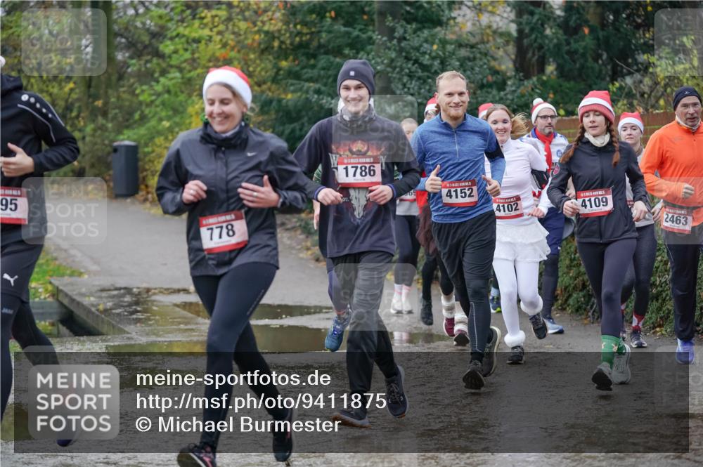 07.12.2025 - St. Pauli X-Mass-Run No. 15 Michael Burmester http://msf.ph/oto/9411875 07.12.2025 11:43:07 Laufen 95, 1786, 778, 07, 69, 5, 4152, 4102, 4109, 2463 meine-sportfotos.de