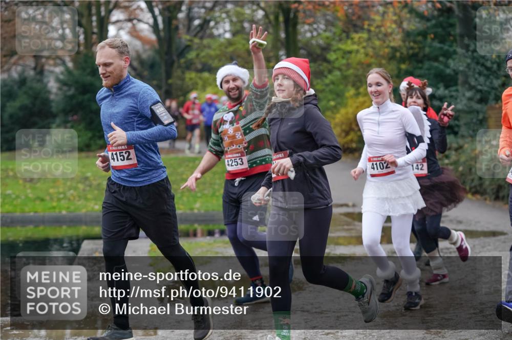 07.12.2025 - St. Pauli X-Mass-Run No. 15 Michael Burmester http://msf.ph/oto/9411902 07.12.2025 11:43:09 Laufen 15, 4152, 6, 20, 4253, 5, 4102, 142 meine-sportfotos.de