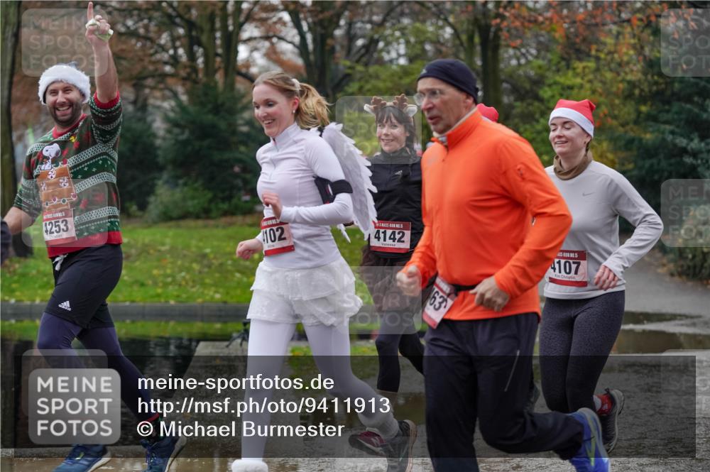 07.12.2025 - St. Pauli X-Mass-Run No. 15 Michael Burmester http://msf.ph/oto/9411913 07.12.2025 11:43:10 Laufen 4253, 102, 15, 4142, 63, 15, 4107 meine-sportfotos.de