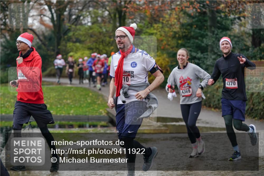 07.12.2025 - St. Pauli X-Mass-Run No. 15 Michael Burmester http://msf.ph/oto/9411922 07.12.2025 11:43:11 Laufen 282, 5, 10, 4369, 4370 meine-sportfotos.de