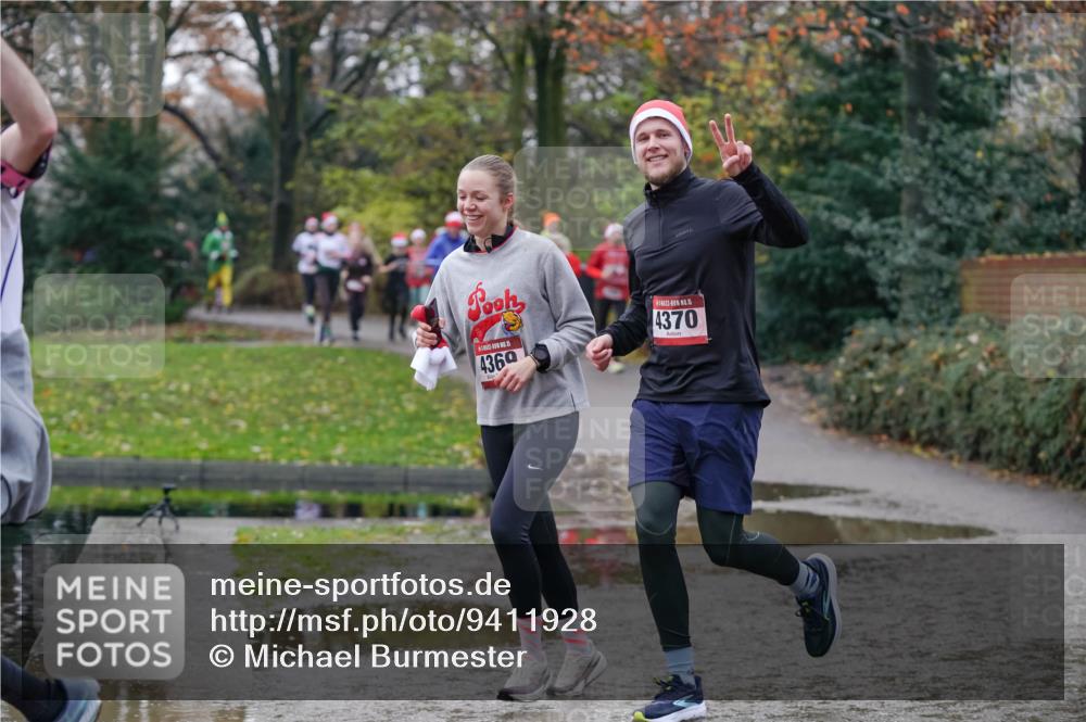 07.12.2025 - St. Pauli X-Mass-Run No. 15 Michael Burmester http://msf.ph/oto/9411928 07.12.2025 11:43:11 Laufen 15, 4369, 15, 4370 meine-sportfotos.de